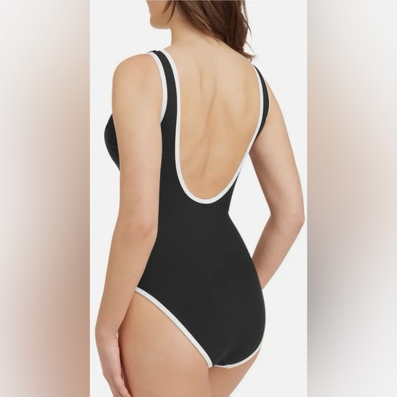 Sea Level Swim Black And White One Piece Swimsuit - NWOT - Picture 2 of 6